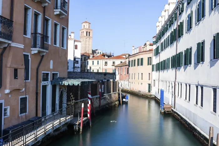 Framed Print : Canal in the historic centre of Venice Framed Print : Canal in the historic centre of Venice