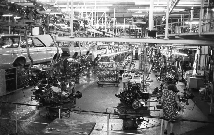 Framed Print : Car production at the Ford factory on 12