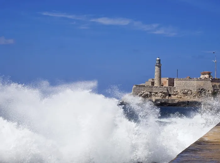 Framed Print : Castillo del Morro, Havana, Cuba Framed Print : Castillo del Morro, Havana, Cuba