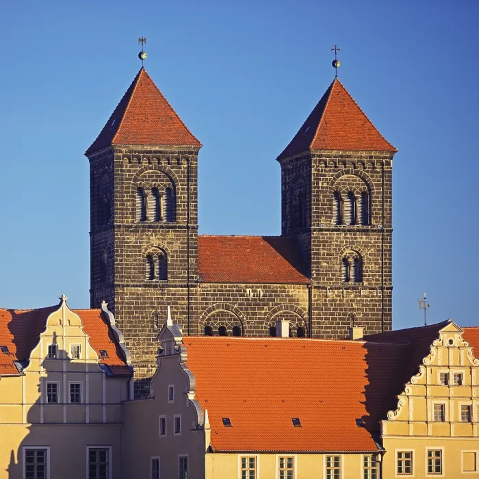Framed Print : Castle hill ensemble with collegiate church of St Servatius on the castle hill Framed Print : Castle hill ensemble with collegiate church of St Servatius on the castle hill