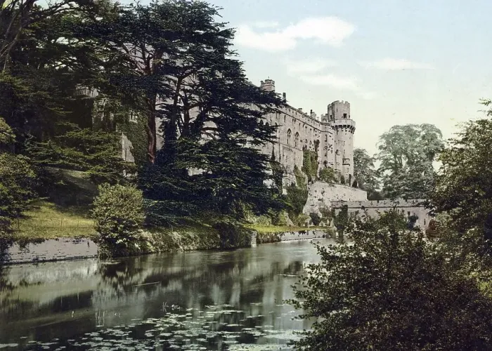Framed Print : The Castle, seen from the river Framed Print : The Castle, seen from the river