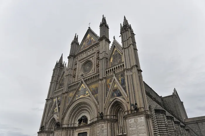 Framed Print : The Cathedral Basilica of Santa Maria Assunta