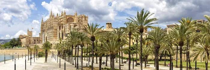 Framed Print : Cathedral Church Catedral de Palma de Majorca La Seu Panorama in Palma de Majorca Framed Print : Cathedral Church Catedral de Palma de Majorca La Seu Panorama in Palma de Majorca
