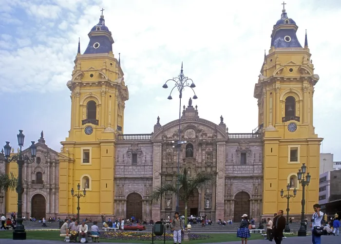 Framed Print : Cathedral, Plaza de Armas, Lima