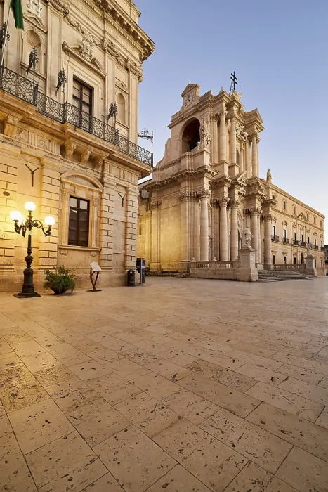 Framed Print : The Cathedral of Syracuse (Duomo di Siracusa) Framed Print : The Cathedral of Syracuse (Duomo di Siracusa)