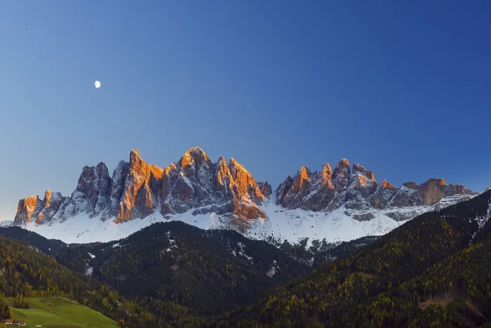 Framed Print : Catinaccio, Rosengarten, at Dusk with Moon Framed Print : Catinaccio, Rosengarten, at Dusk with Moon