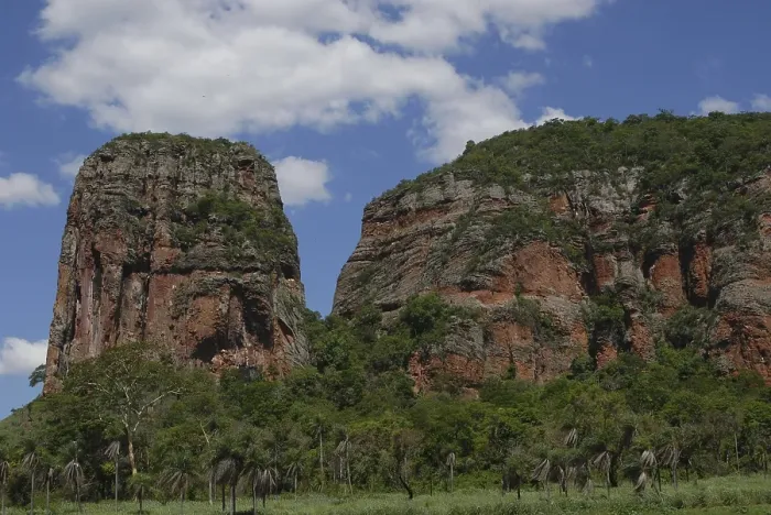 Framed Print : Cerro Memby, eye-catching monolith