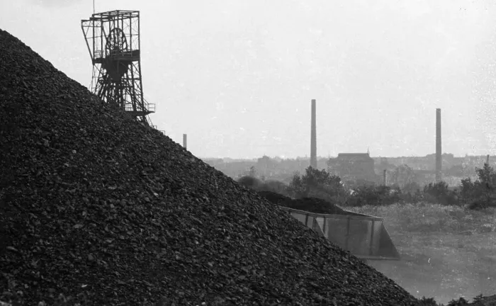Framed Print : Characteristic of the Ruhr region around 1973 - here in Nov Framed Print : Characteristic of the Ruhr region around 1973 - here in Nov
