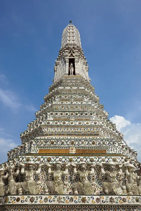 Framed Print : Chedi of Wat Arun temple, Bangkok