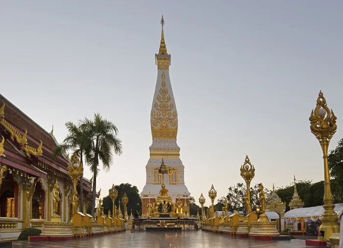 Framed Print : Chedi of Wat Phra That Phanom, temple complex in Amphoe That Phanom