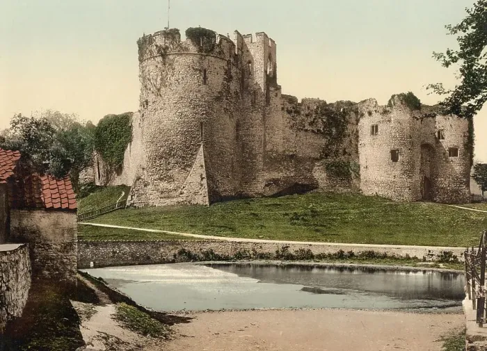 Framed Print : Chepstow Castle, Chepstow, Town in Wales Framed Print : Chepstow Castle, Chepstow, Town in Wales