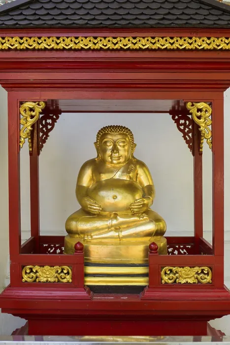 Framed Print : Chinese Buddha statue in Wat Phra Kaeo