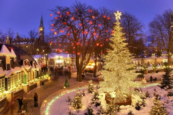 Framed Print : The Christmas tree in Tivoli, Copenhagen Framed Print : The Christmas tree in Tivoli, Copenhagen