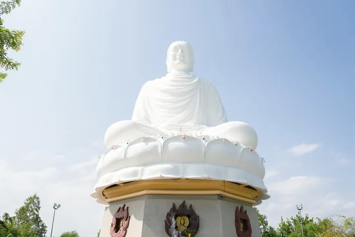 Framed Print : Chua Long Son Pagoda temple buddha statue in Nha Trang Framed Print : Chua Long Son Pagoda temple buddha statue in Nha Trang