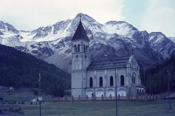 Framed Print : The church of Sulden, Ortler Alps Framed Print : The church of Sulden, Ortler Alps