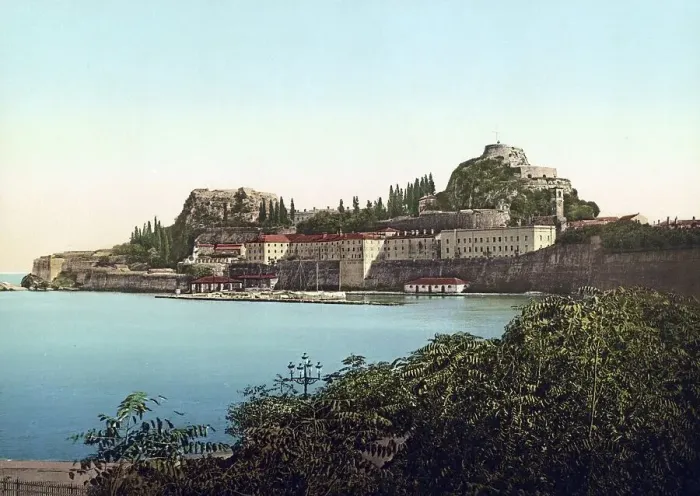 Framed Print : Citadel and harbor in Corfu, Greece Framed Print : Citadel and harbor in Corfu, Greece