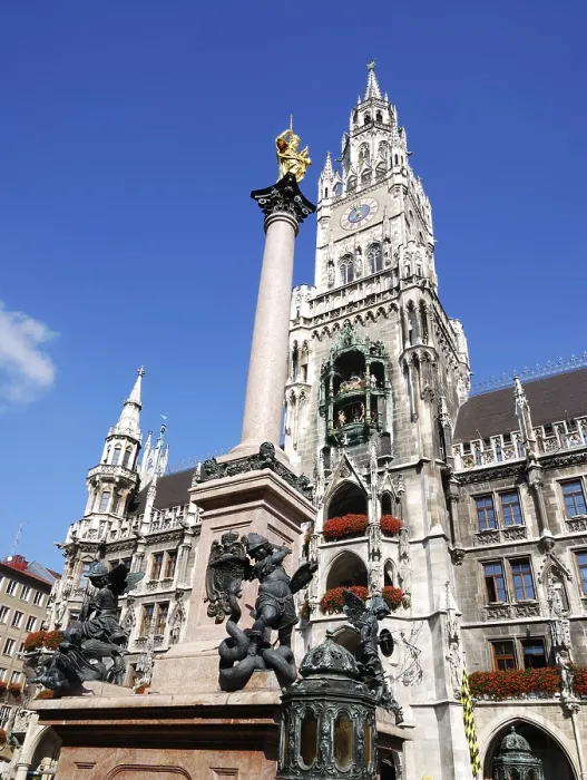 Framed Print : City hall of Munich at the Marienplatz
