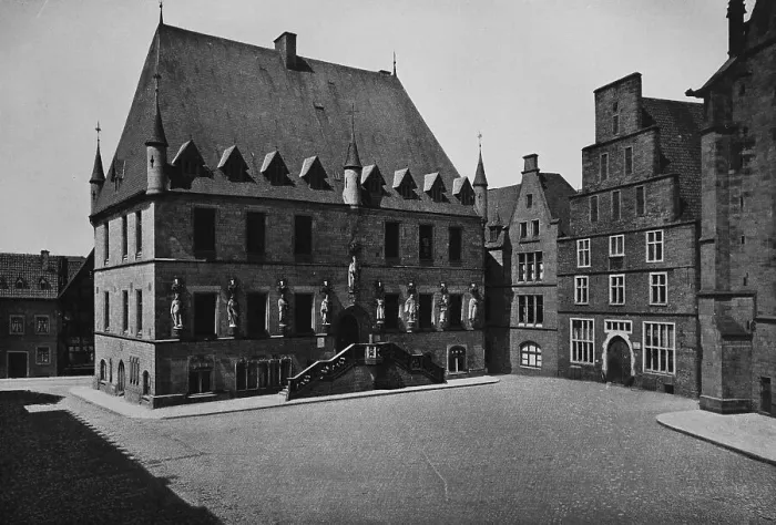 Framed Print : City hall of Osnabrueck, Lower Saxony