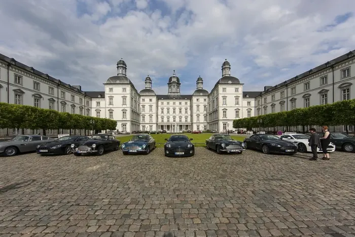 Framed Print : Classic Aston Martins in front of the Grandhotel Schloss Bensberg Framed Print : Classic Aston Martins in front of the Grandhotel Schloss Bensberg