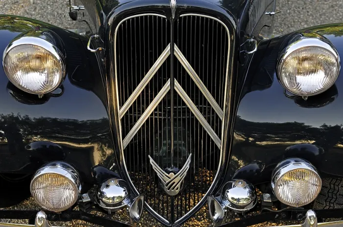 Framed Print : Classic car, headlights and radiator grille of a Citroen 11 CV Commercial