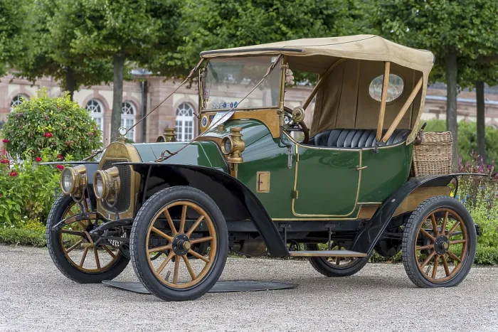 Framed Print : Classic car Le Zebre, France 1912
