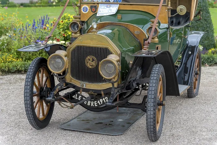Framed Print : Classic car Le Zebre, France 1912