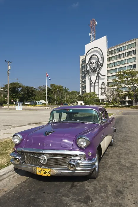 Framed Print : Classic car, Plaza de la Revolucion Framed Print : Classic car, Plaza de la Revolucion
