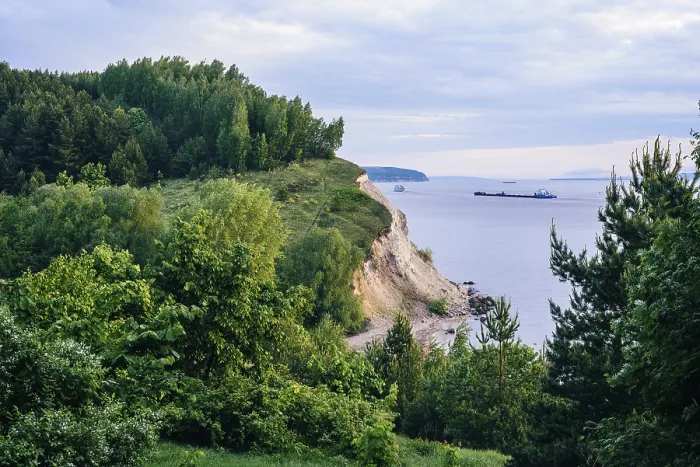 Framed Print : Cliff with birch woodland on Volga river