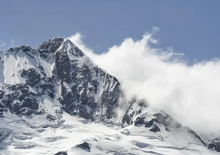 Framed Print : Cloudy glaciated Beergipfel Mount Footstool