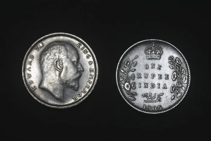 Framed Print : Coinage, British India coinage, Edward VII king and emperor with one rupee coin in 1905 on coin