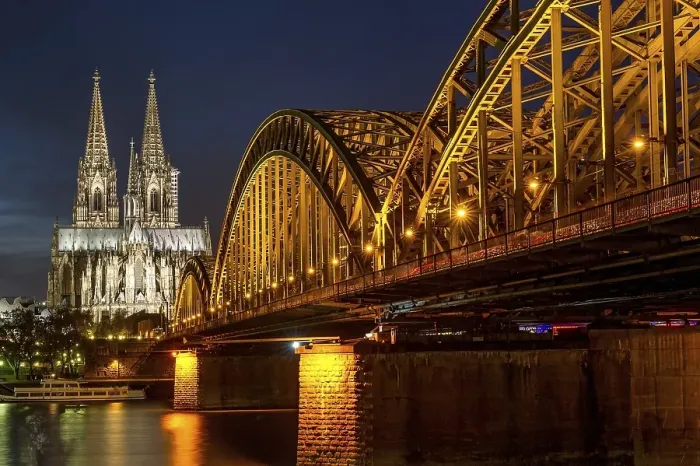 Framed Print : Cologne Cathedral, Hohenzollern Bridge