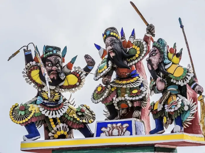 Framed Print : Colorful figures, Cheng Hoon Teng Temple