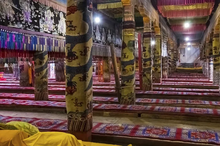 Framed Print : A colorfully decorated prayer hall with carpets at Ta'er Monastery west of Xining