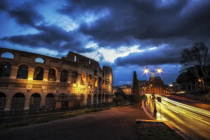 Framed Print : Colosseum and Colosseum plaza at night right before the sunrise time