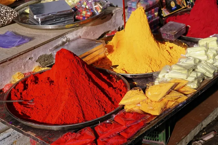 Framed Print : Colourful dye powders at an Indian market