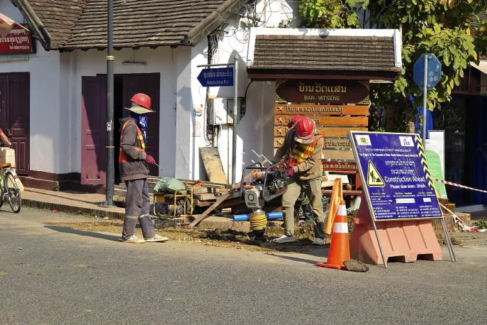 Framed Print : Construction work on the water supply in Sisavangvong Road