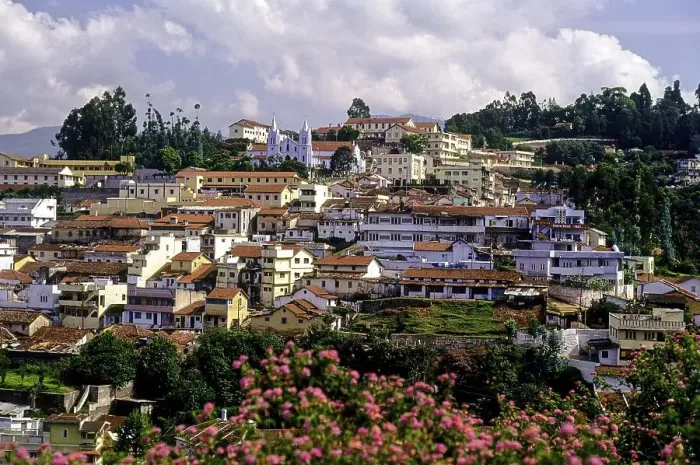 Framed Print : Coonoor Town a hill resort in Nilgiris