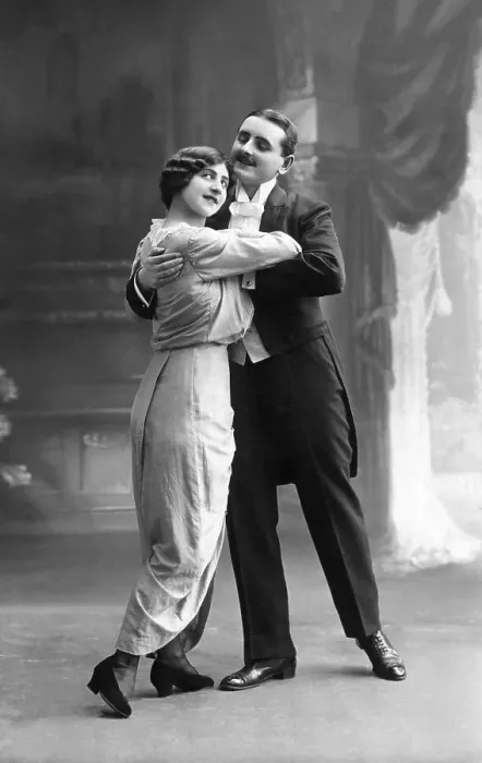 Framed Print : Couple dancing, 1910s, Germany, Europe Framed Print : Couple dancing, 1910s, Germany, Europe