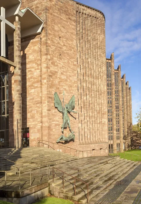 Framed Print : Coventry cathedral church, city centre of Coventry