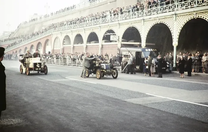 Framed Print : CR13 and CR 3 at the finish of the classic car rally from London to Brighton, 6 November 1960, Brighton, Sussex, England, UK