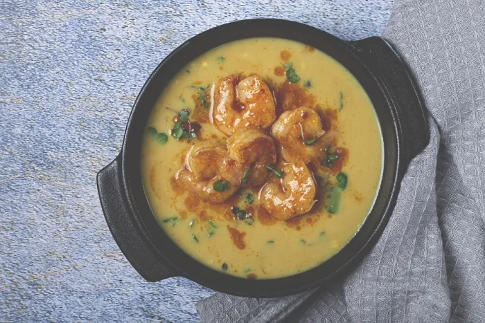 Framed Print : Creamy shrimp curry with spices