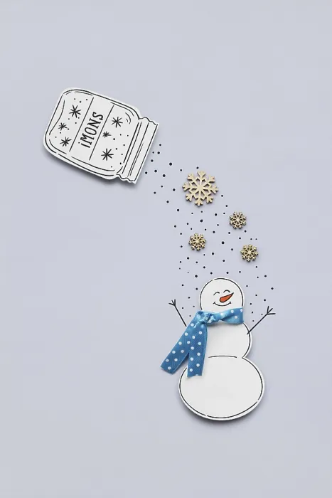 Framed Print : Creative photo of a paper snowman on a grey background Framed Print : Creative photo of a paper snowman on a grey background