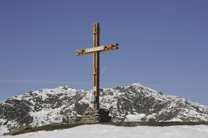 Framed Print : Cross, summit cross, Isskogel, Gerlos Framed Print : Cross, summit cross, Isskogel, Gerlos