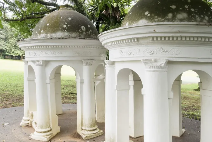 Framed Print : The Cupolas - historical colonial architecture in Fort Canning park in Singapore