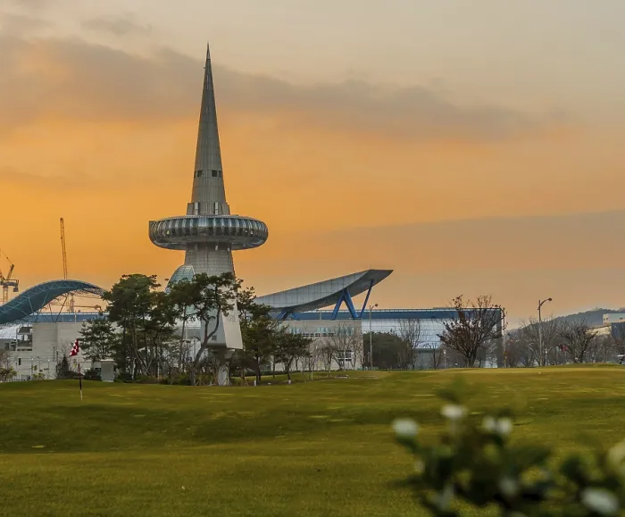 Framed Print : Daejeon, South Korea, December 23