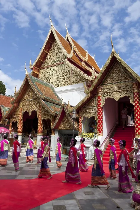 Framed Print : Dancers in the Wat Phra That Doi Suthep temple complex Framed Print : Dancers in the Wat Phra That Doi Suthep temple complex
