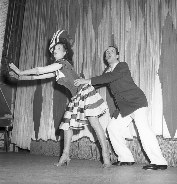 Framed Print : Dancing in the 1940s. A couple in full figure pictured when dancing Hokey Cokey Framed Print : Dancing in the 1940s. A couple in full figure pictured when dancing Hokey Cokey