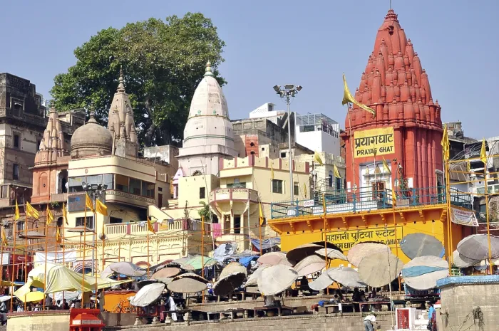 Framed Print : Dashashumdi ghat at Varanasi, Uttar Pradesh, India