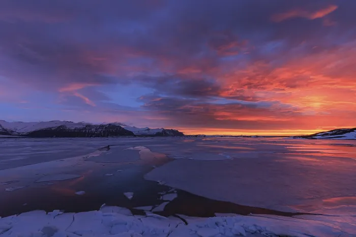 Framed Print : Dawn over frozen lake and mountains Framed Print : Dawn over frozen lake and mountains