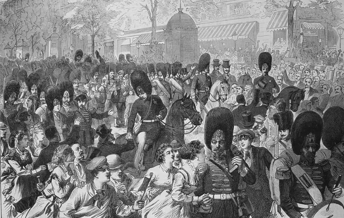 Framed Print : Decampment of the Guards Grenadiers in Paris